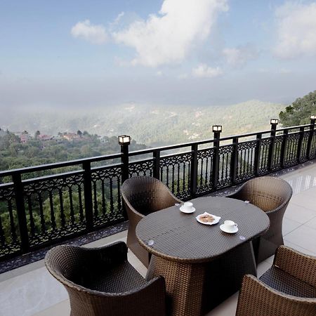 Luxe Resorts - Centrally Heated Air Conditioned Hotel In The Heart Of Kasauli Exterior photo
