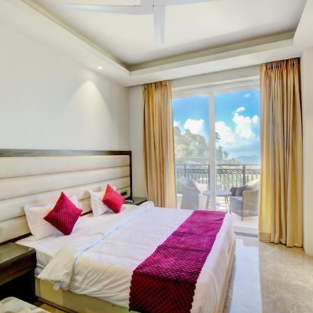 Luxe Resorts - Centrally Heated Air Conditioned Hotel In The Heart Of Kasauli Exterior photo