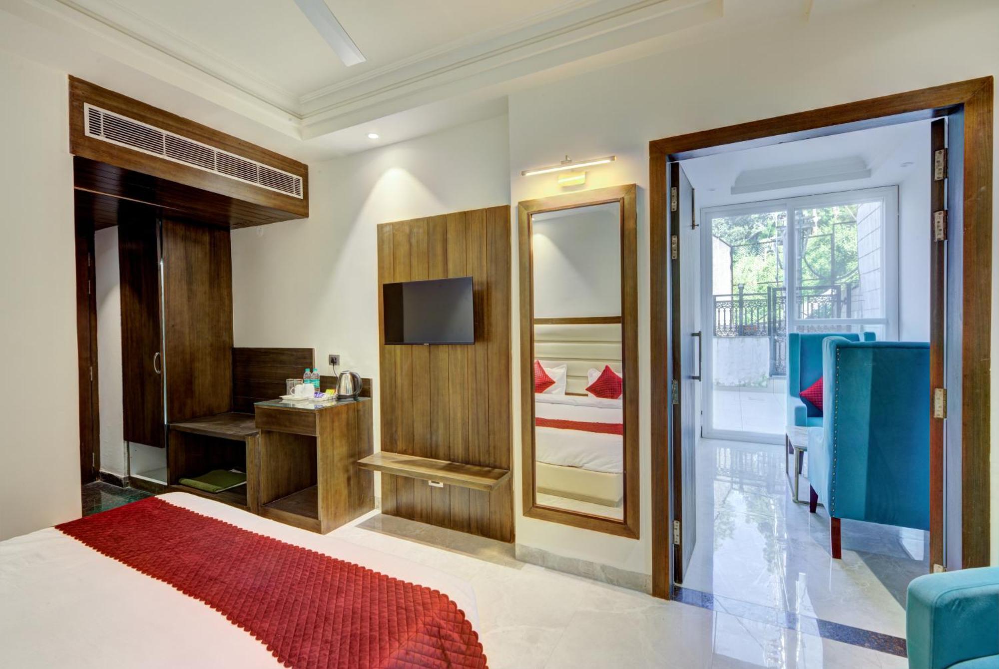 Luxe Resorts - Centrally Heated Air Conditioned Hotel In The Heart Of Kasauli Exterior photo