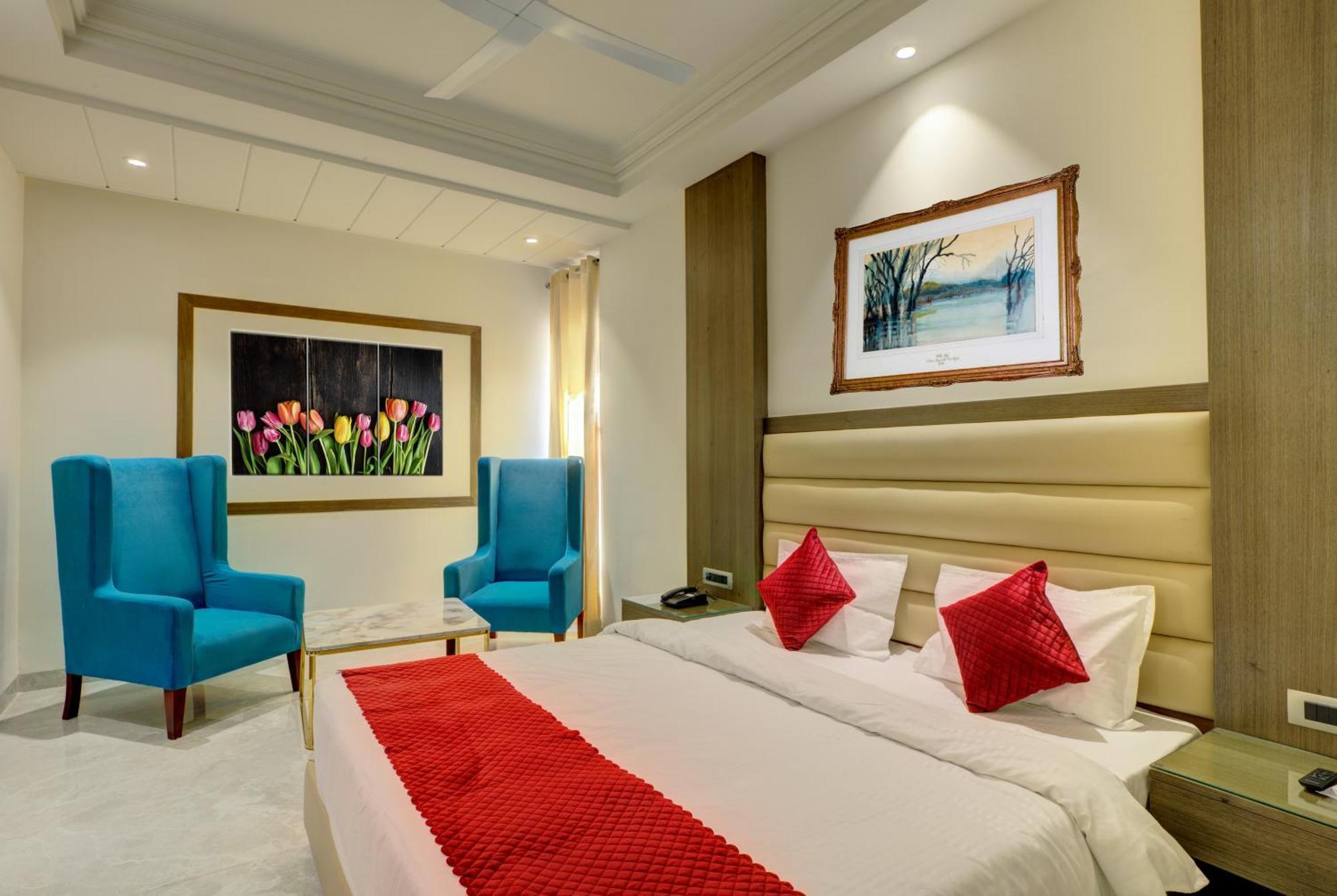Luxe Resorts - Centrally Heated Air Conditioned Hotel In The Heart Of Kasauli Exterior photo